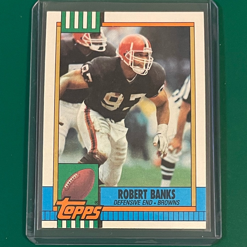 Robert Banks #162 1990 Topps Football Trading Card